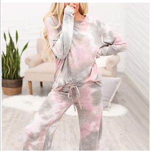✨Sold✨Tie Dye Loungewear
